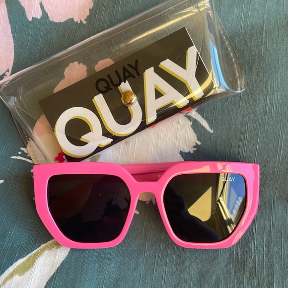 Quay Polarized Hot Pink Geometric Cat Eye Sunglasses - Picture 3 of 8